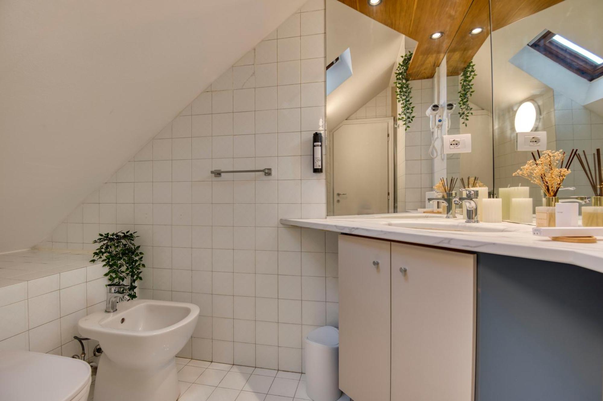 Milan Royal Suites -Montenapoleone- ภายนอก รูปภาพ