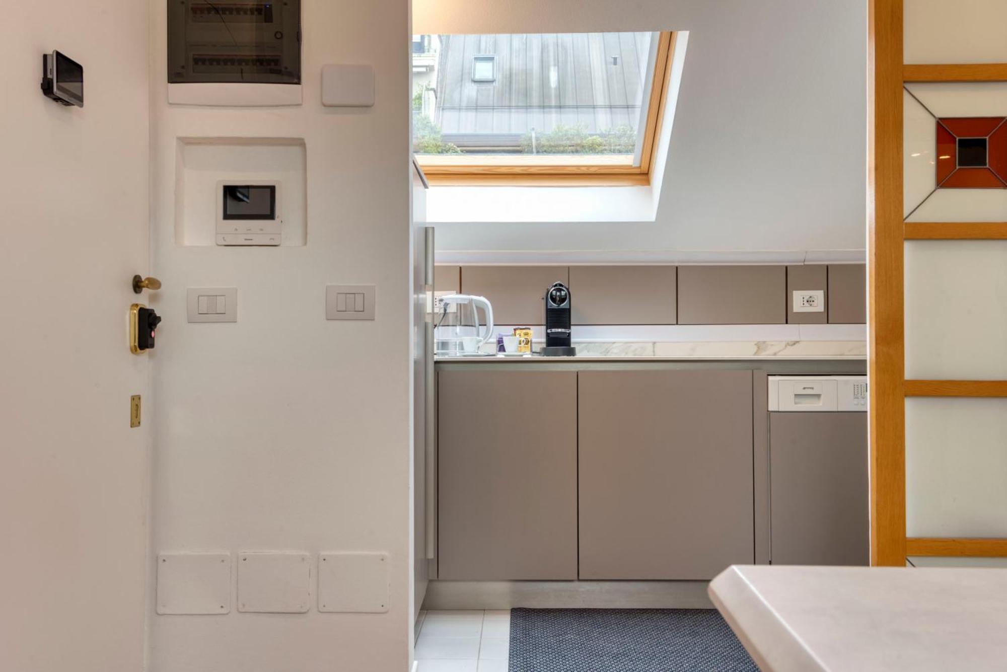 Milan Royal Suites -Montenapoleone- ภายนอก รูปภาพ