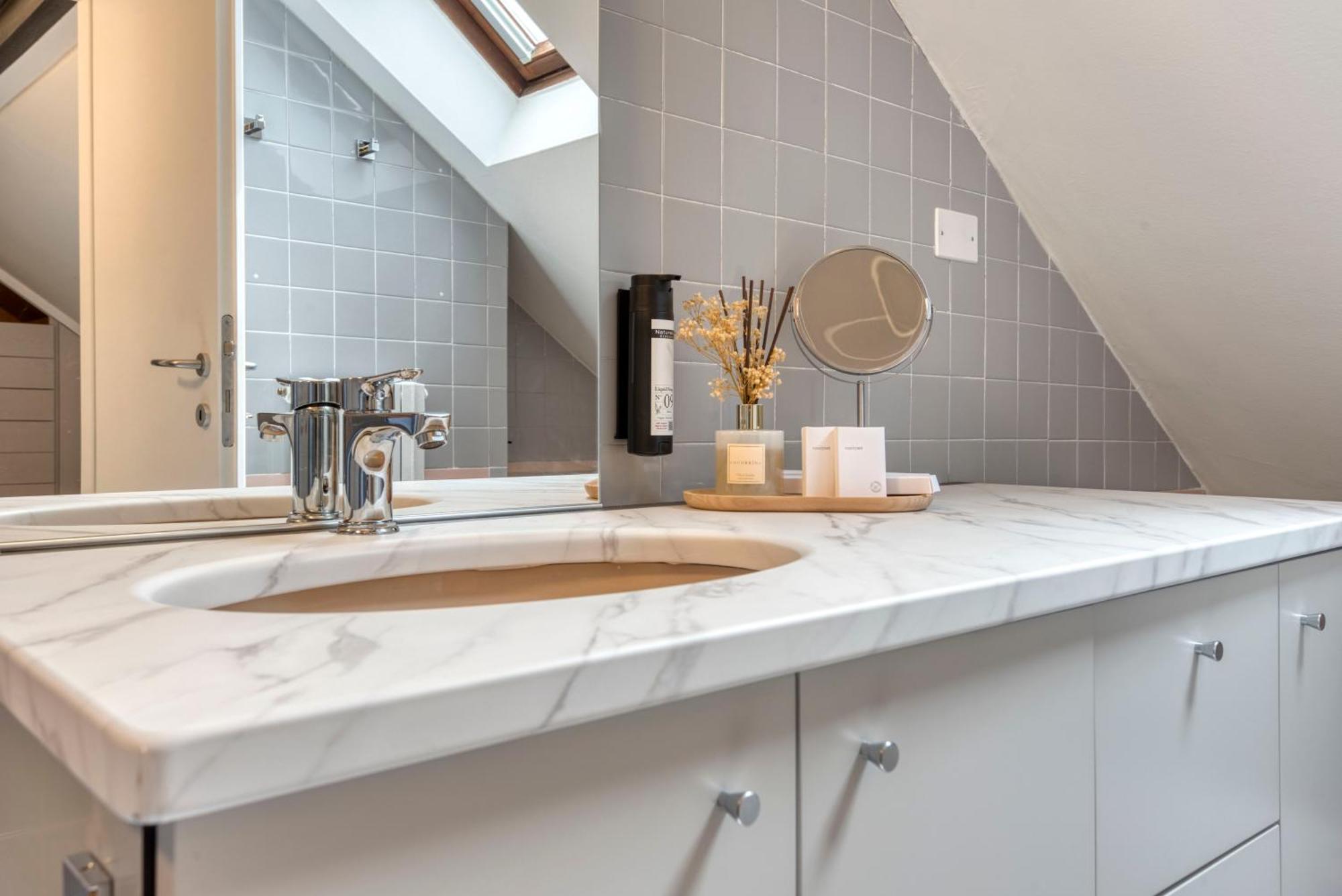 Milan Royal Suites -Montenapoleone- ภายนอก รูปภาพ